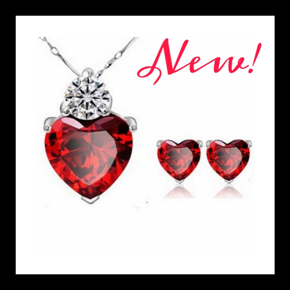 LAST 1 🔴 Red Heart Necklace & Earrings